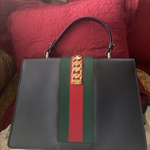 GUCCI SYLVIE TOP HANDLE-medium - Picture 5 of 10